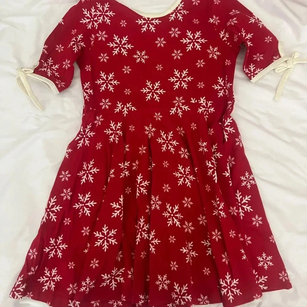Eleanor Rose snowflake dress size 7-8, new in bag